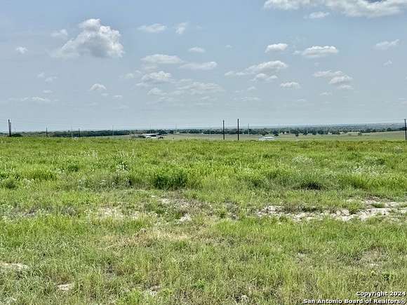 1.03 Acres of Residential Land for Sale in La Vernia, Texas