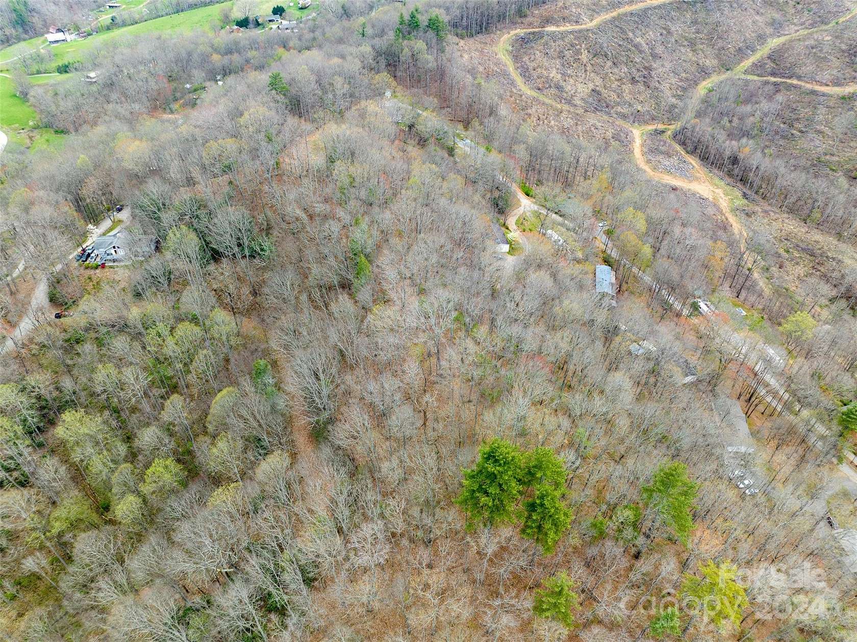 1.2 Acres of Residential Land for Sale in Waynesville, North Carolina