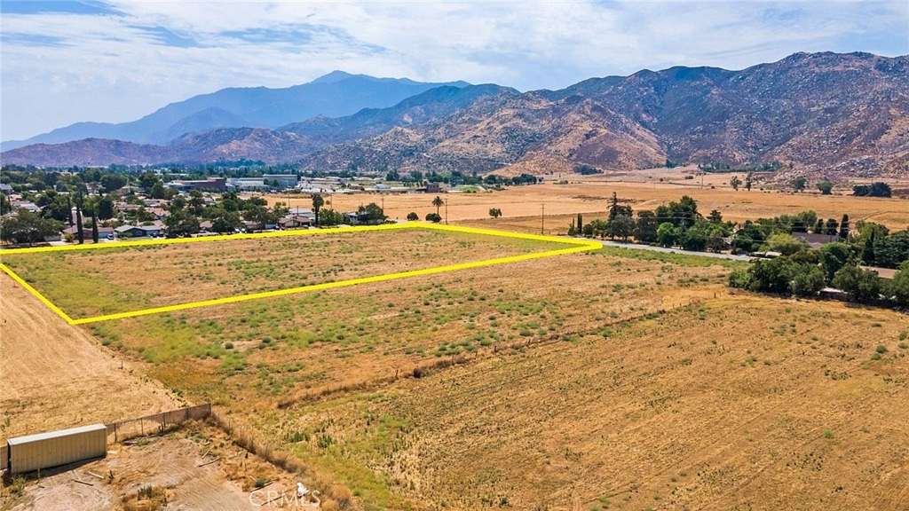 4.44 Acres of Land for Sale in Banning, California