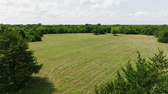 10 Acres of Land for Sale in Bonham, Texas