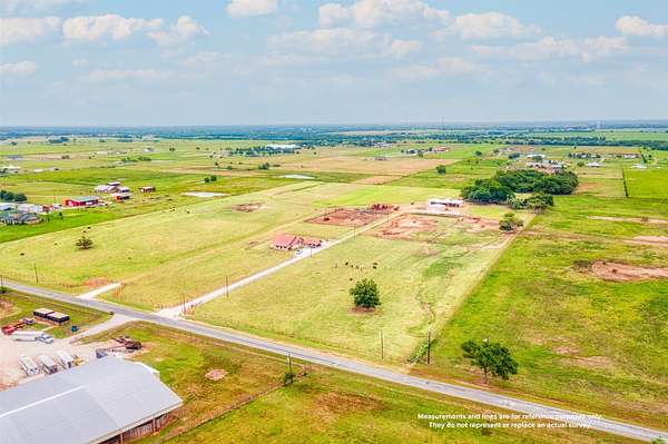 25 Acres of Agricultural Land with Home for Sale in Whitesboro, Texas