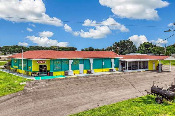 2.33 Acres of Improved Mixed-Use Land for Sale in Lake Wales, Florida