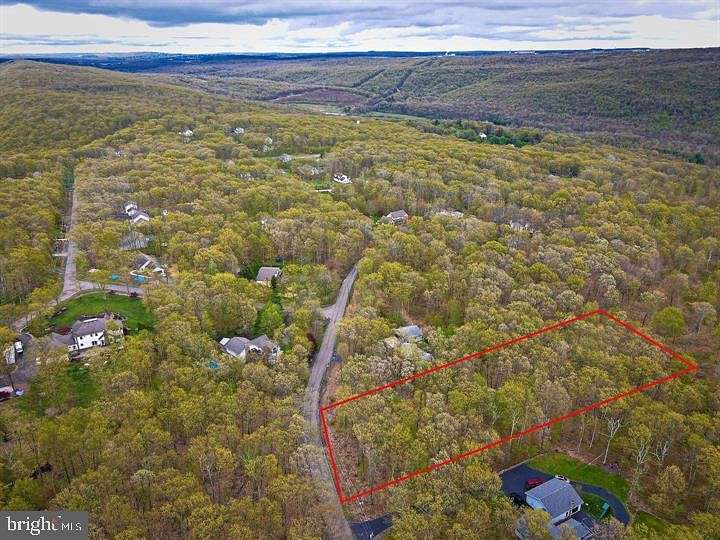 1.53 Acres of Residential Land for Sale in Sugarloaf Township, Pennsylvania