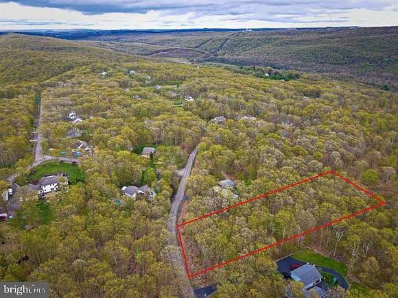 1.53 Acres of Residential Land for Sale in Sugarloaf Township, Pennsylvania