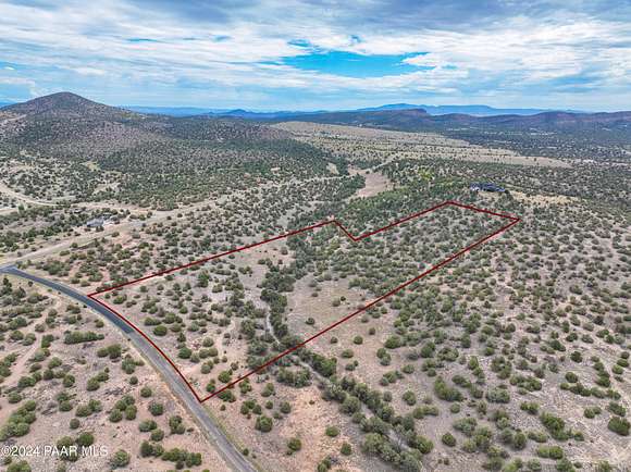 14.5 Acres of Land for Sale in Prescott, Arizona