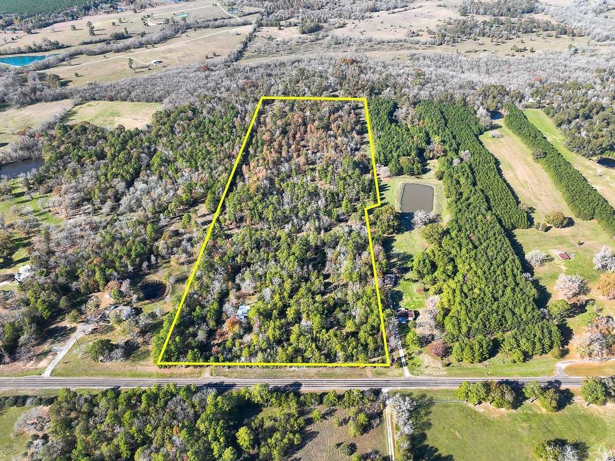 28 Acres of Recreational Land for Sale in Huntsville, Texas