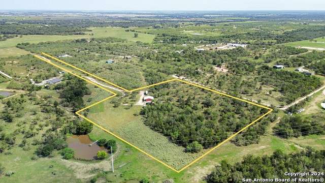 10.43 Acres of Land with Home for Sale in Kingsbury, Texas - LandSearch