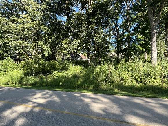 0.44 Acres of Residential Land for Sale in Lake Geneva, Wisconsin