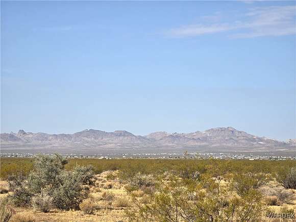 40.3 Acres of Land for Sale in Golden Valley, Arizona