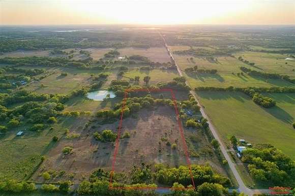 12 Acres of Land for Sale in Strang, Oklahoma