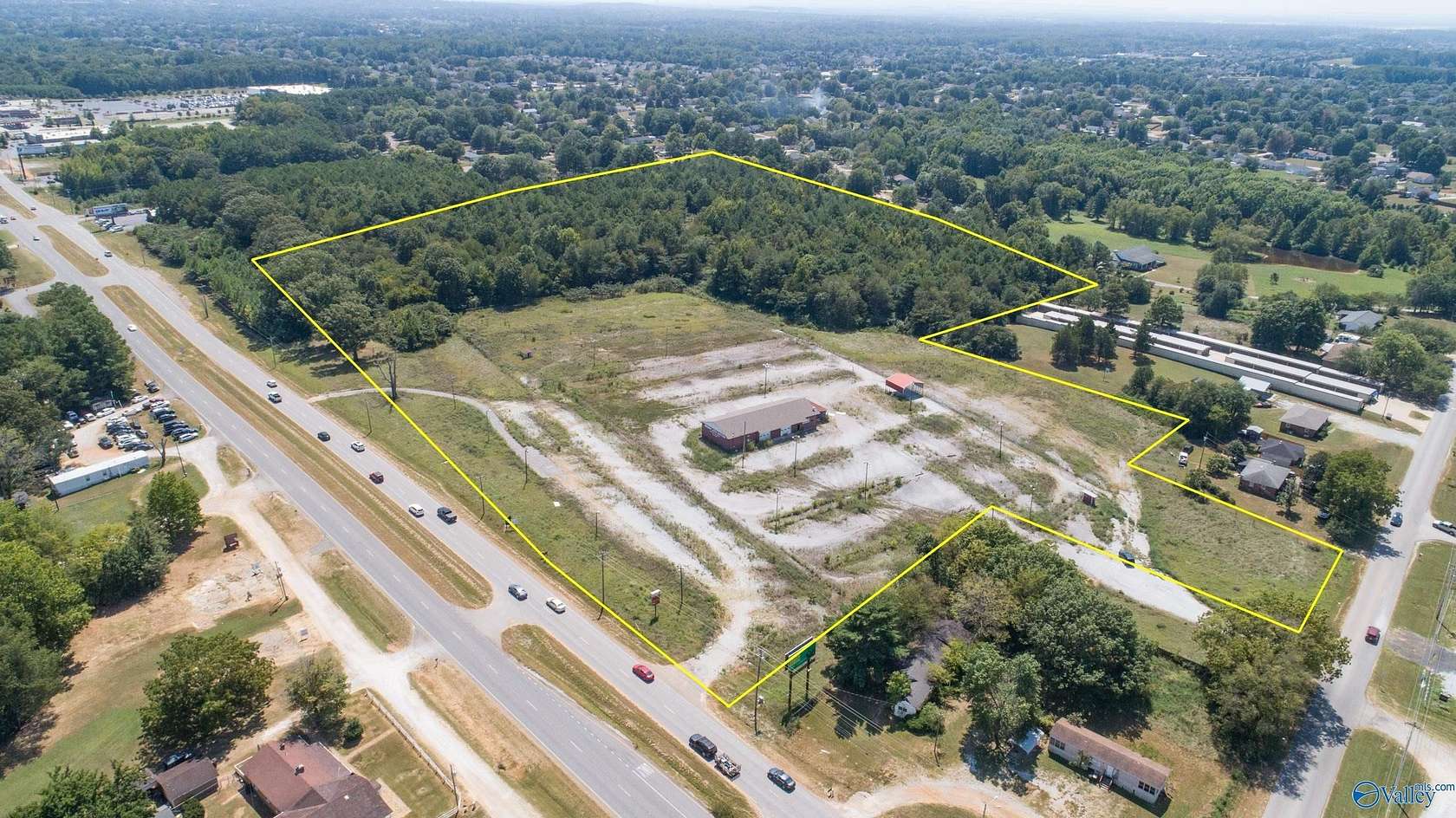 19.8 Acres of Commercial Land for Sale in Huntsville, Alabama
