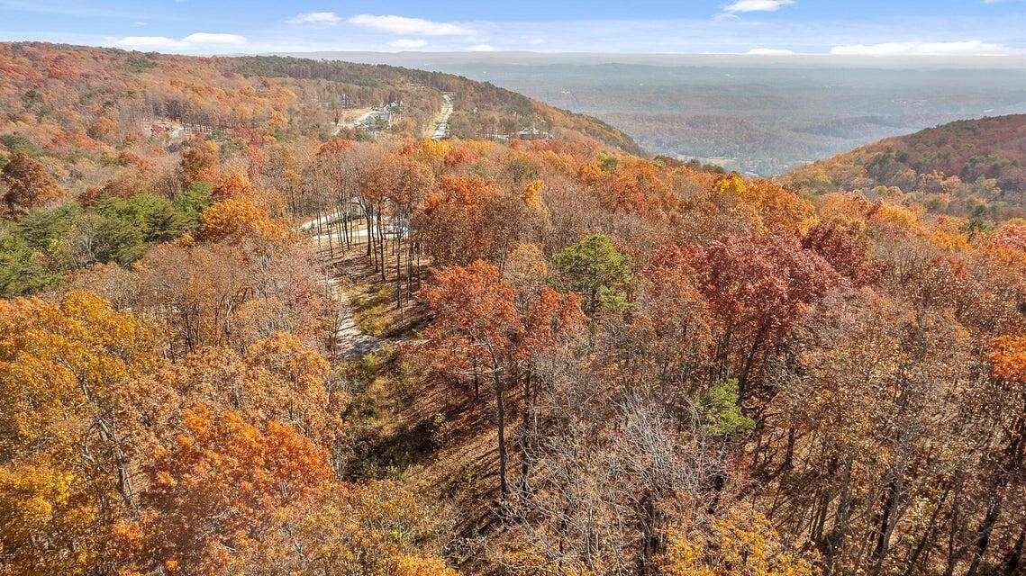 4.31 Acres of Residential Land for Sale in Signal Mountain, Tennessee