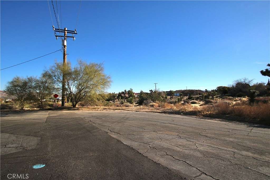 0.609 Acres of Residential Land for Sale in Yucca Valley, California