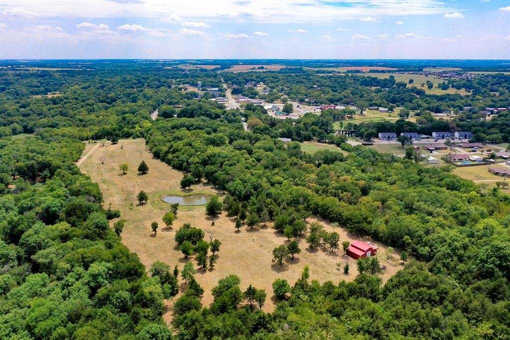 13.8 Acres of Recreational Land for Sale in Bells, Texas