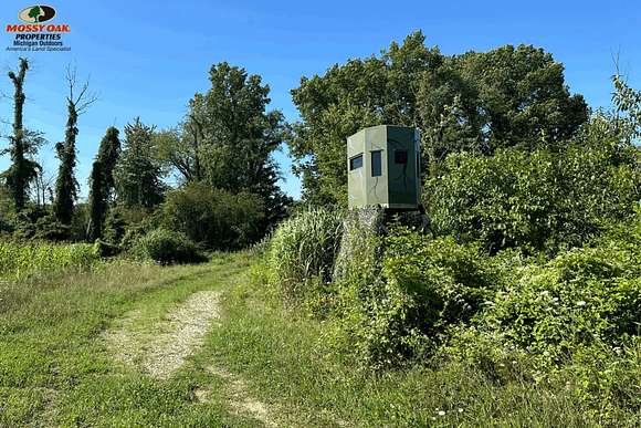 98 Acres of Land for Sale in Benton Harbor, Michigan