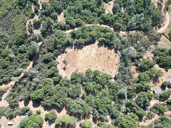 7 Acres of Residential Land for Sale in Twain Harte, California