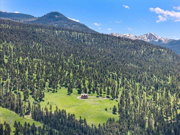 135 Acres of Land for Sale in Gardiner, Montana