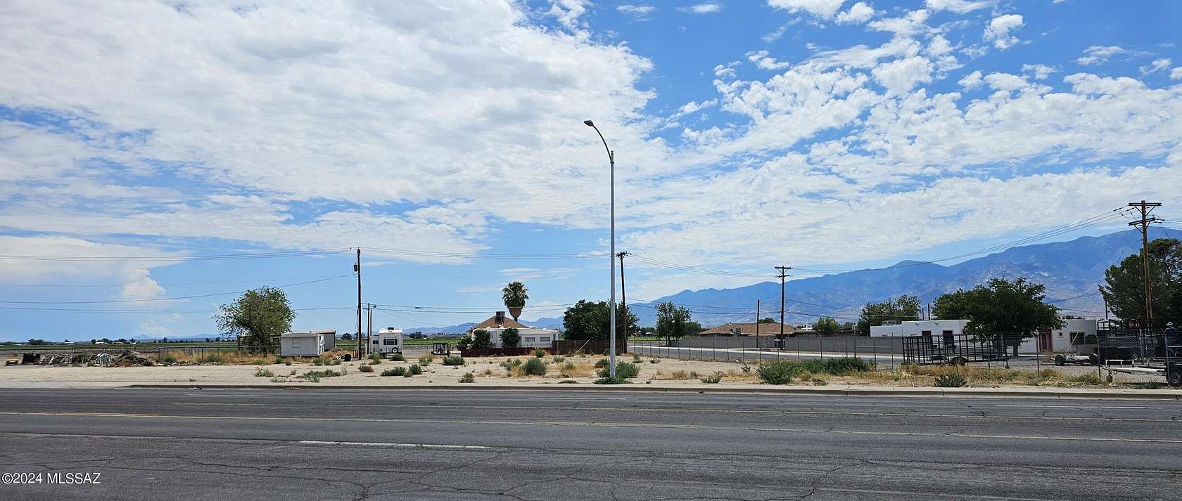 0.98 Acres of Commercial Land for Sale in Safford, Arizona