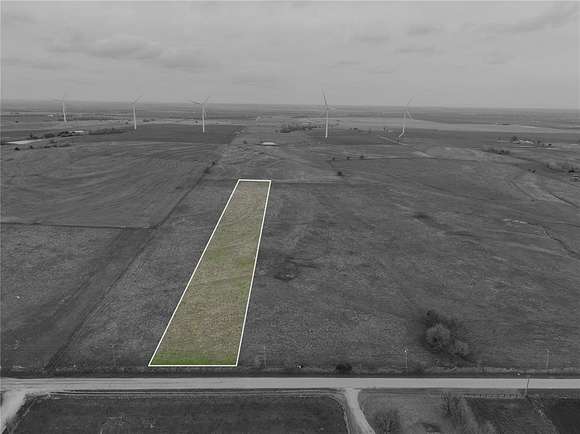 5 Acres of Residential Land for Sale in Minco, Oklahoma