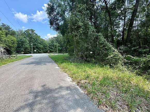 1.72 Acres of Residential Land for Sale in Trenton, Florida