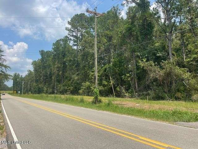 4.5 Acres of Residential Land for Sale in Lucedale, Mississippi