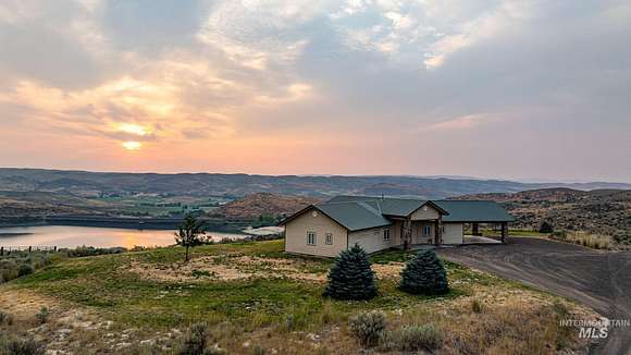 105.28 Acres of Agricultural Land with Home for Sale in Weiser, Idaho