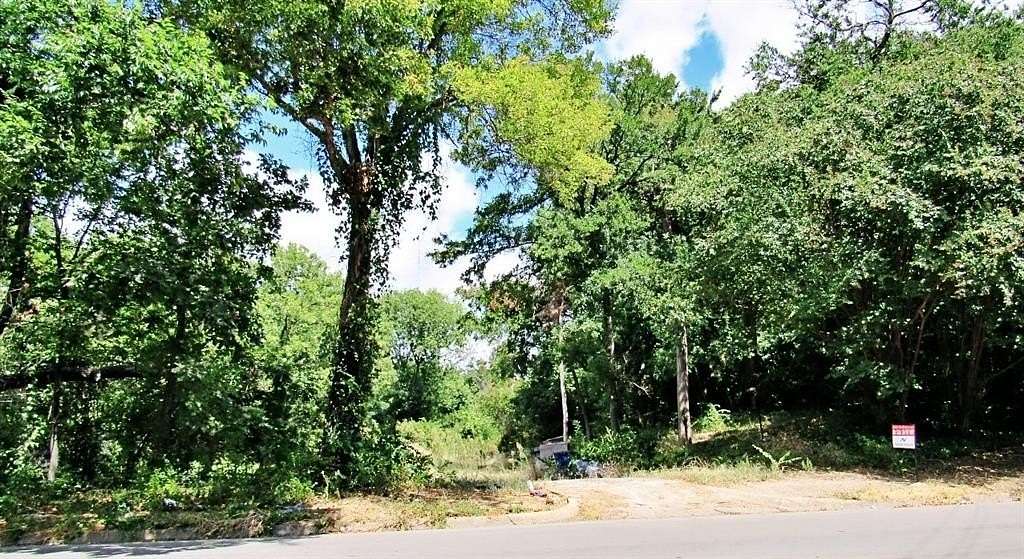 0.758 Acres of Land for Sale in Dallas, Texas