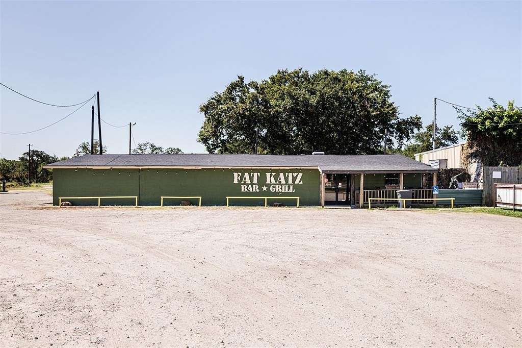 2.76 Acres of Commercial Land for Sale in West Tawakoni, Texas