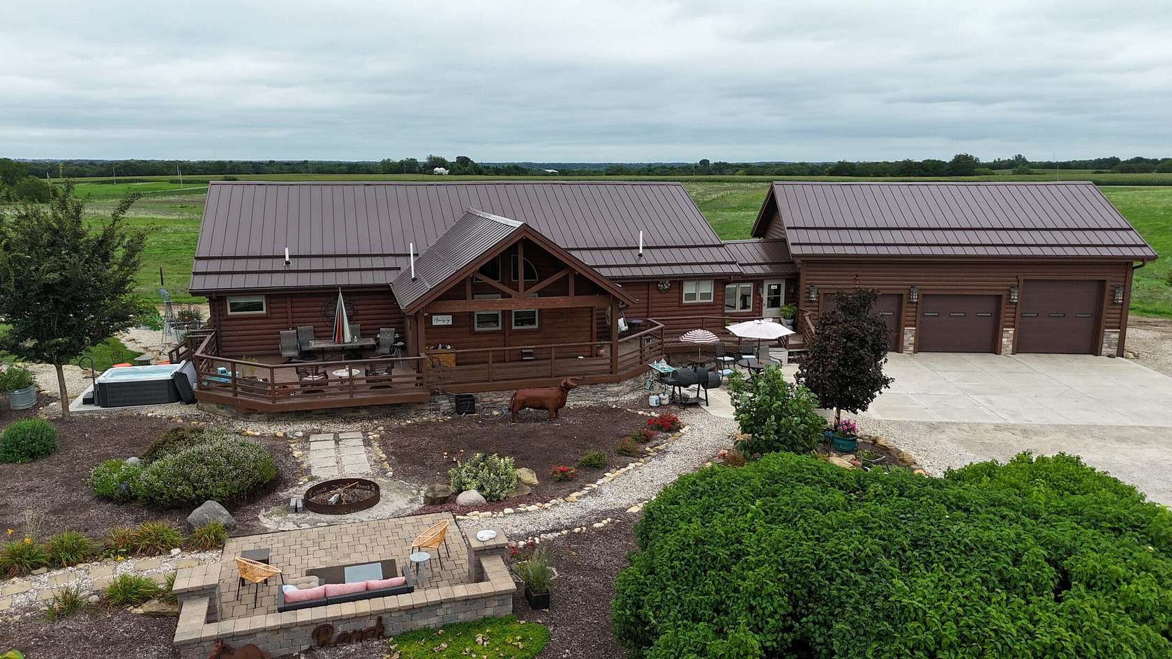 38 Acres of Agricultural Land with Home for Sale in Seneca, Illinois