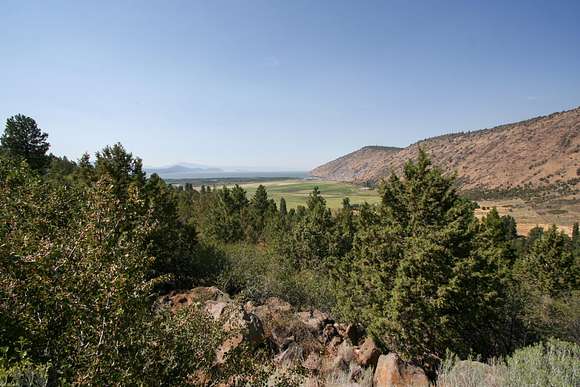 5 Acres of Residential Land for Sale in Klamath Falls, Oregon