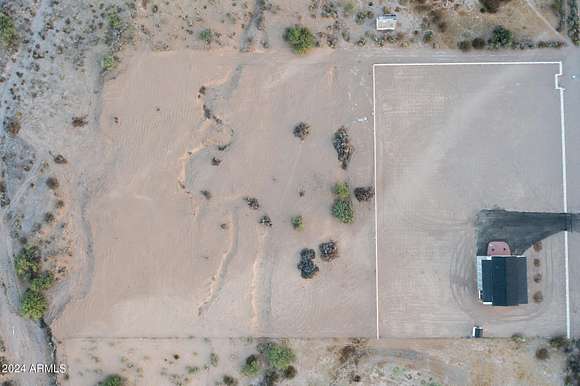 2.01 Acres of Residential Land for Sale in Tonopah, Arizona