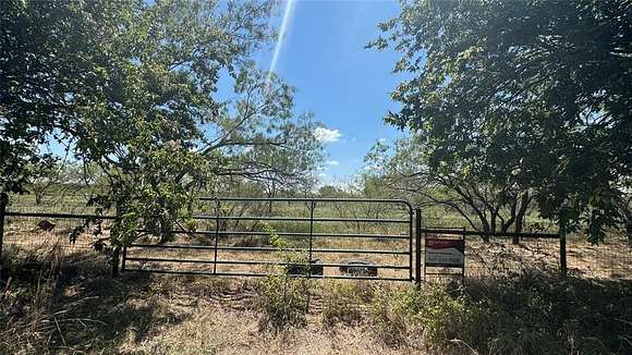 10.1 Acres of Land for Sale in Corsicana, Texas