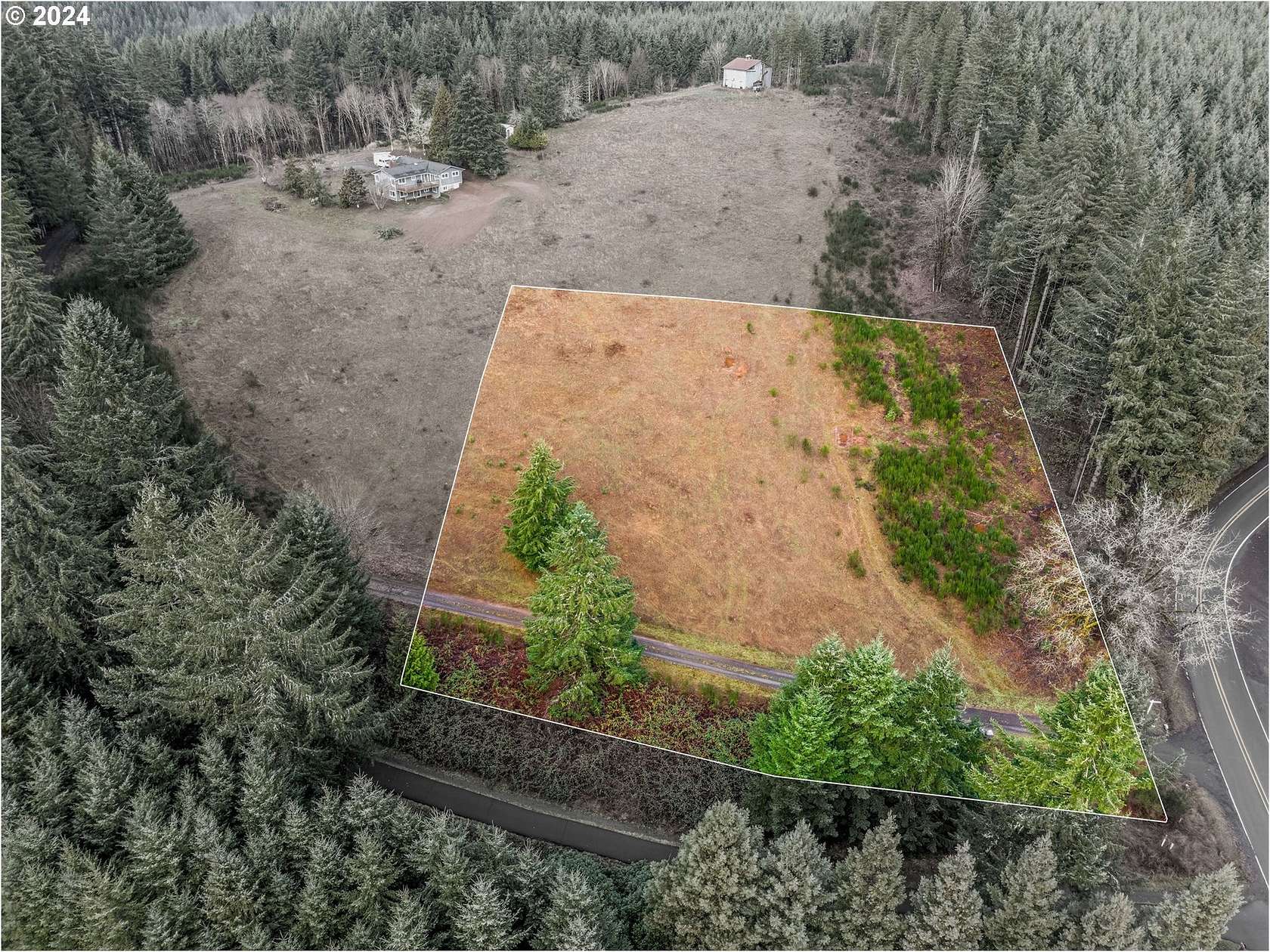 2 Acres of Residential Land for Sale in Buxton, Oregon