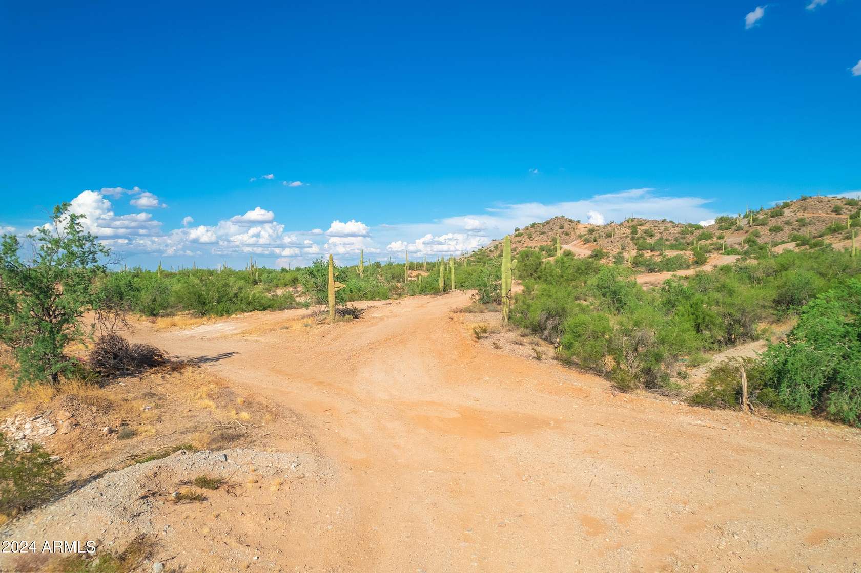 14.2 Acres of Land for Sale in Queen Creek, Arizona