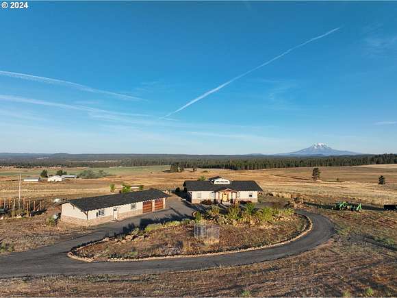 20 Acres of Agricultural Land with Home for Sale in Goldendale, Washington