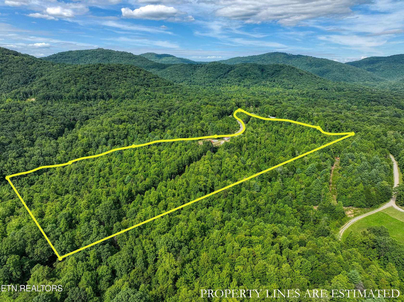 27.76 Acres of Land for Sale in Pioneer, Tennessee