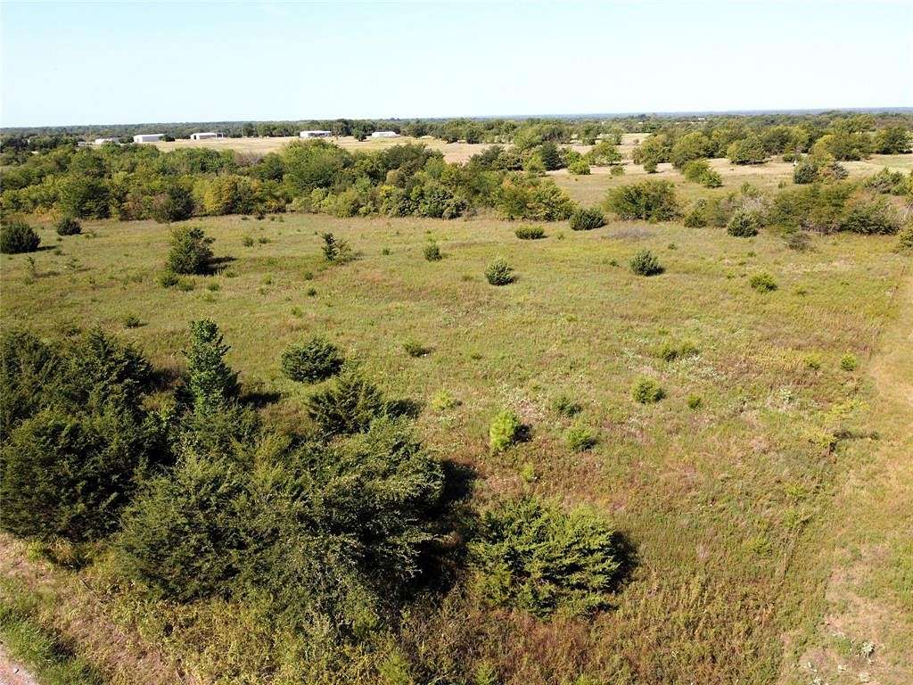 2.91 Acres of Residential Land for Sale in Campbell, Texas