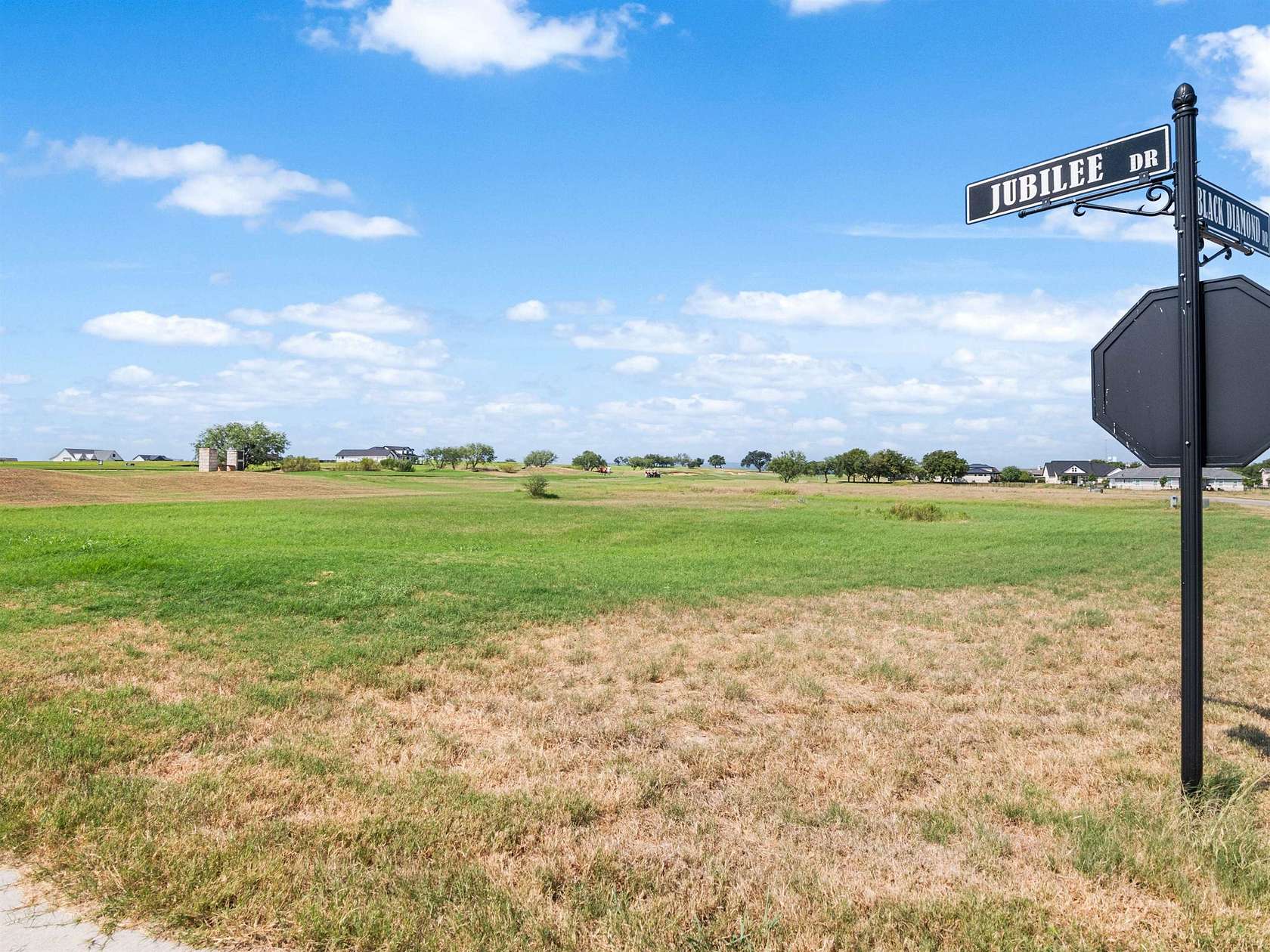 0.64 Acres of Residential Land for Sale in Kingsland, Texas