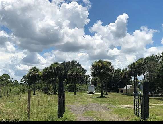 1.25 Acres of Residential Land for Sale in LaBelle, Florida