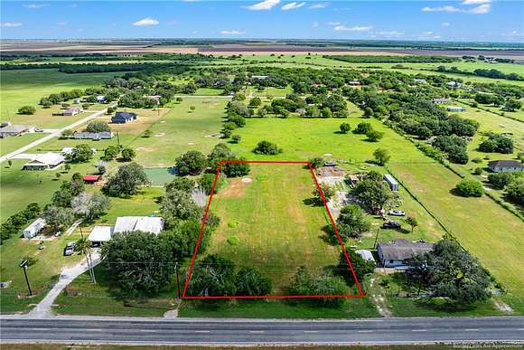 1.34 Acres of Residential Land for Sale in Sinton, Texas