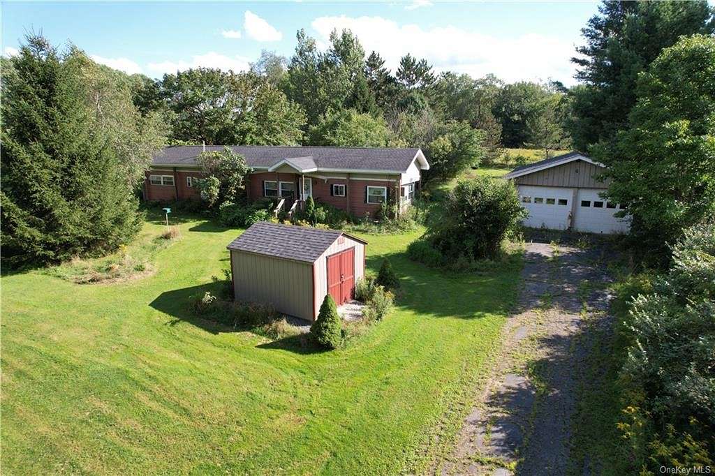 6.33 Acres of Residential Land with Home for Sale in Jeffersonville, New York