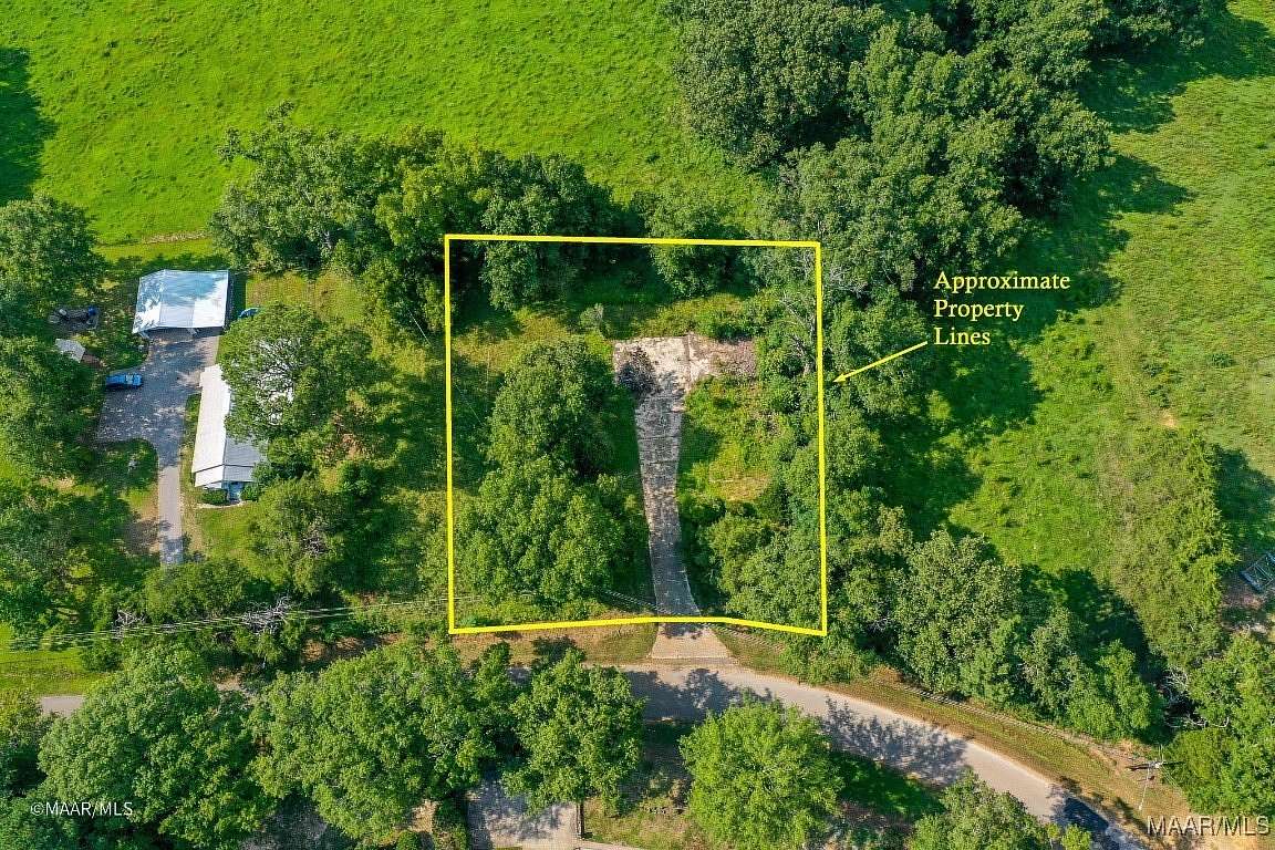 0.78 Acres of Land for Sale in Thomasville, Alabama