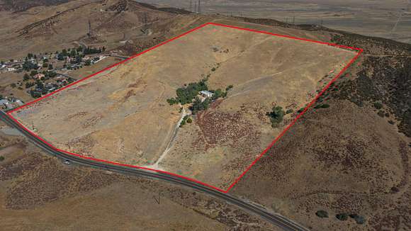 39.46 Acres of Recreational Land with Home for Sale in Lake Hughes, California