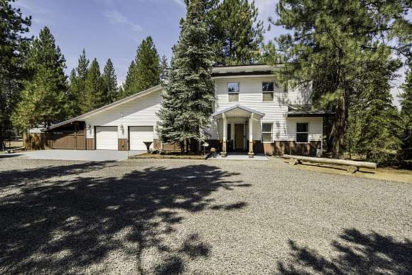 10.1 Acres of Land with Home for Sale in La Pine, Oregon