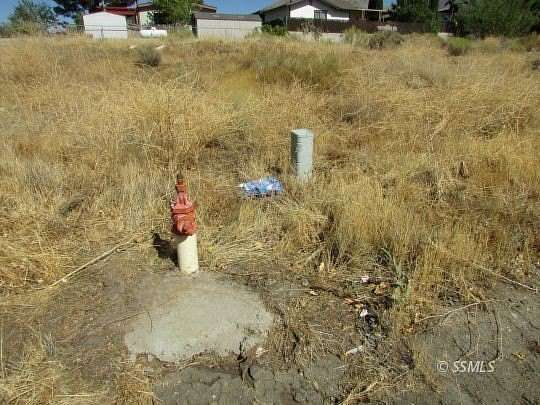 0.14 Acres of Residential Land for Sale in Weldon, California