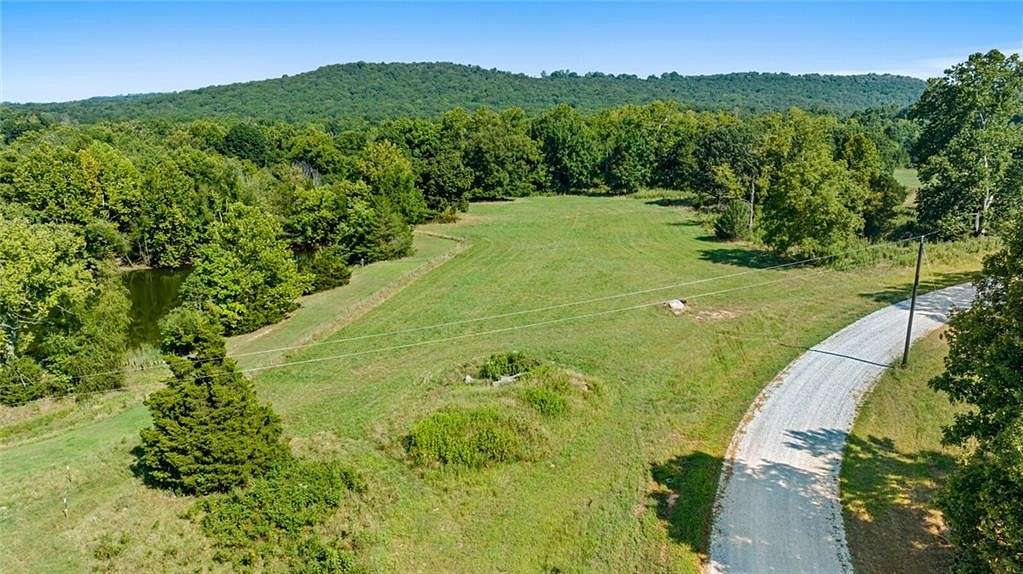 5.317 Acres of Residential Land for Sale in Fayetteville, Arkansas