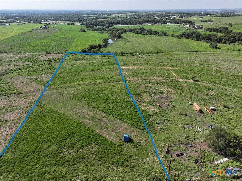 6.896 Acres of Residential Land for Sale in Moody, Texas