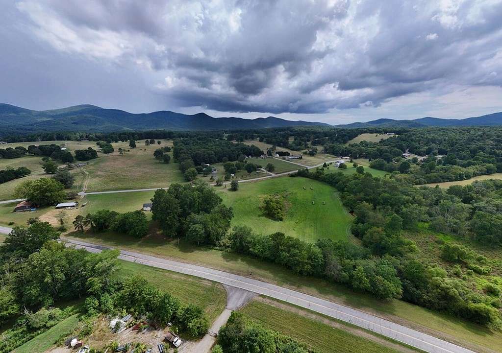 8 Acres of Agricultural Land for Sale in Blairsville, Georgia