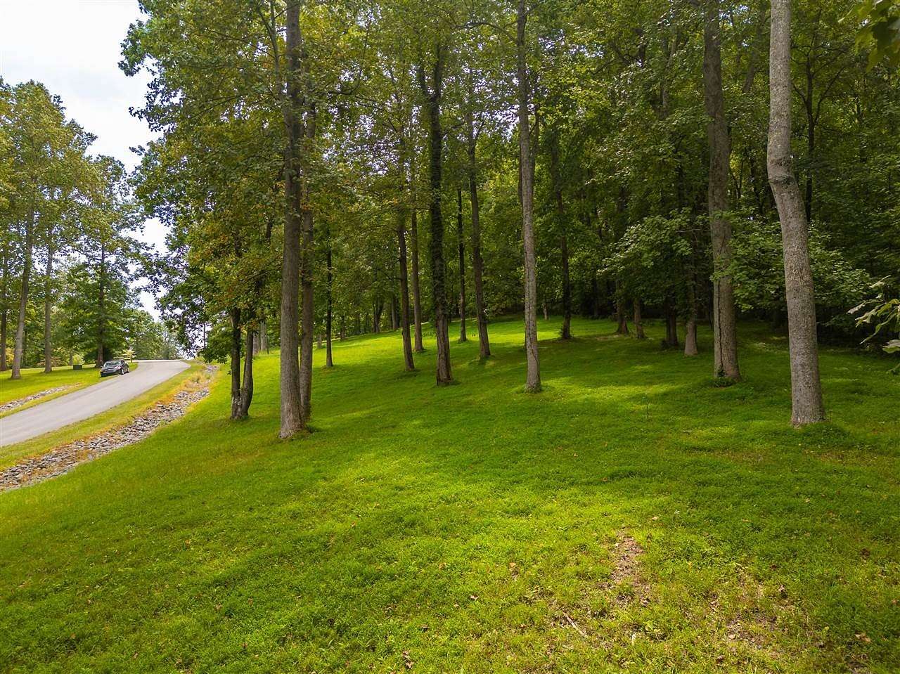 1.35 Acres of Residential Land for Sale in Russellville, Kentucky