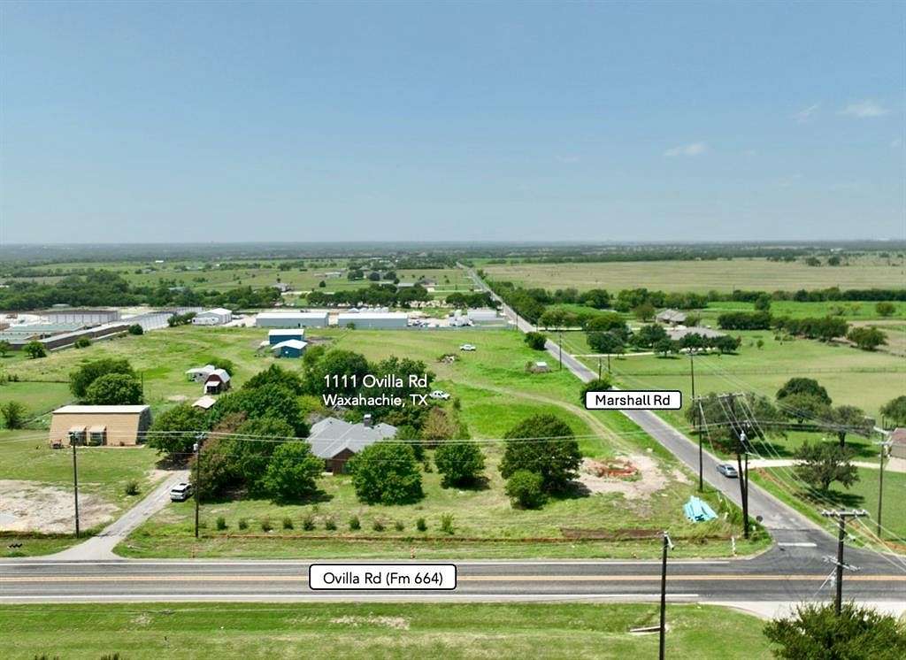 2.451 Acres of Mixed-Use Land for Sale in Waxahachie, Texas